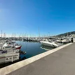 Apartment Port Azur - 4 Couchages -1 Chambre-piscine-parking Golfe-Juan
